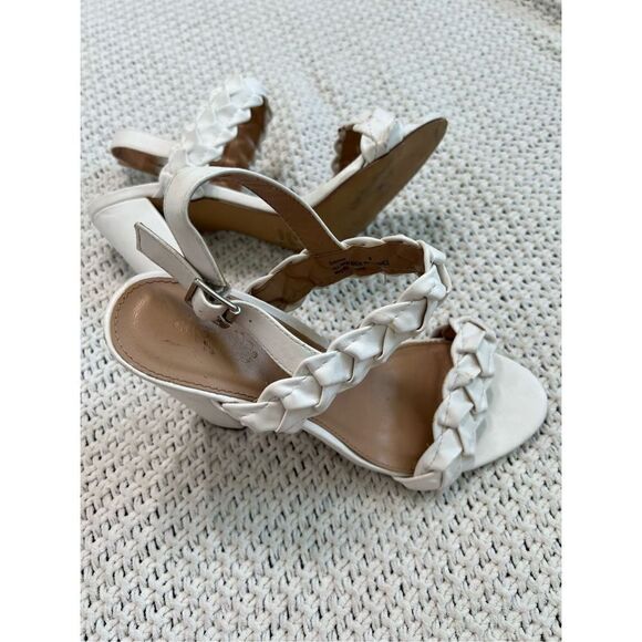 Charlotte Russe womens white heels size 9 trendy heels summer shoe - Picture 2 of 8